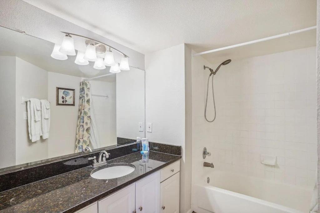 Beach Palms- Unit 102 Clearwater Beach Exterior foto